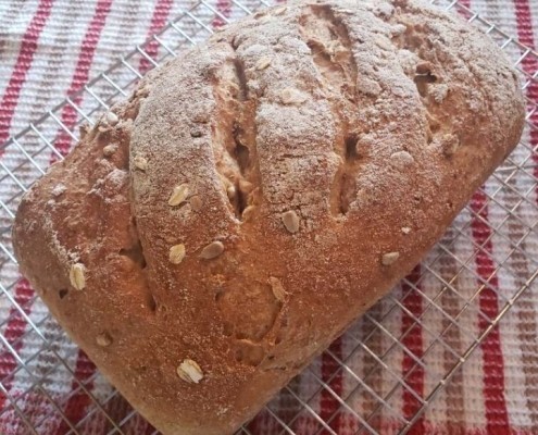 Seeded wholewheat bread