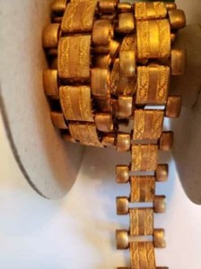 Ornate flat metal chain